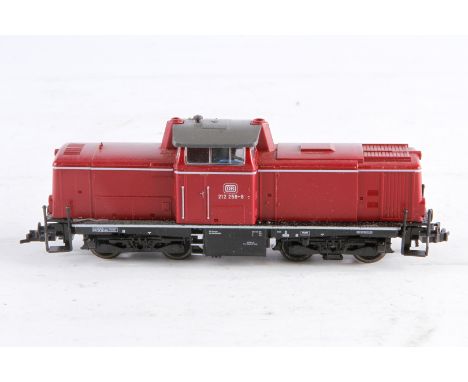 Fleischmann Diesellok ”212 258-8”, Spur H0, rot, 2-Leiter, Alterungsspuren, Z 2-3