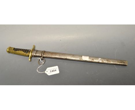 A Japanese WW2-style dagger and scabbard, 