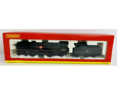 Hornby OO R2169 'Clan Line' Merchant Navy Class Loco - Boxed, P&amp;P Group 2 (£18+VAT for the first lot and £3+VAT for subse