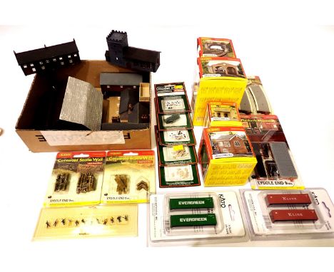 Lyddle End; double engine shed, bridge signal box, stables, platforms, walling and a selection of plastic buildings, people, 