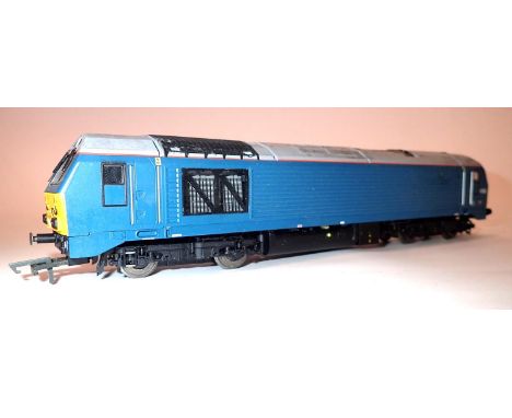 Hornby class 67, 67002 blue, DCC fitted, unboxed. Missing one buffer. P&amp;P Group 1 (£14+VAT for the first lot and £1+VAT f