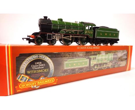 Hornby R 378 class 49 loco, Cheshire, 2753 LNER Green with crew and smoke oil/syringe. P&amp;P Group 2 (£18+VAT for the first