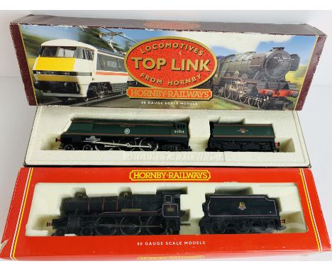 2x Hornby OO Locomotives - 1x R2097 County of Gloucester &amp; 1x R310 Battle of Britain Lord Beaverbrook - Both Boxed, P&amp