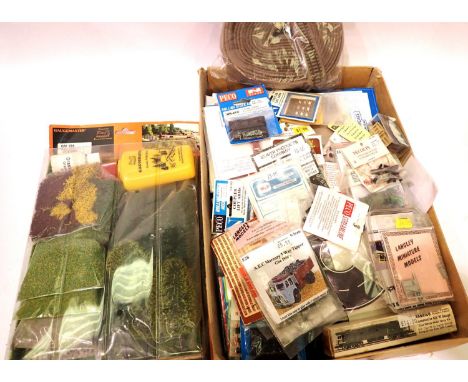 Quantity of N gauge scenics, trees, scatter, vehicle kits, accessories, Bachmann controller, Anbrico class 50 body kit etc. P