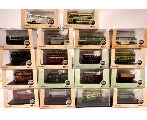 Eighteen boxed Oxford diecast N gaguge buses and wagons etc. P&amp;P Group 1 (£14+VAT for the first lot and £1+VAT for subseq