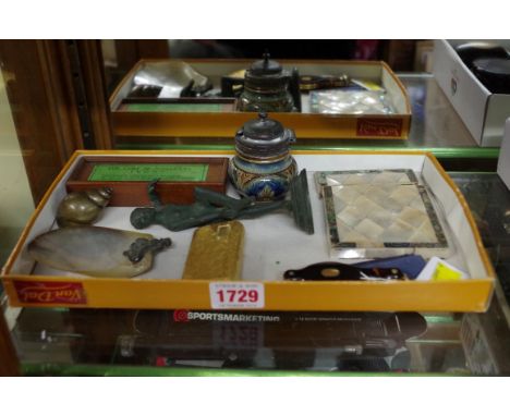 A mixed group of works of art,&nbsp;to include a tortoiseshell and gilt brass lorgnette; a mahogany cased set of spillikins; 