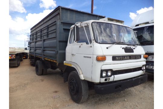 Nissan diesel ck10 #4