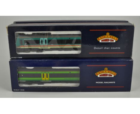 Bachmann Branchline Railway model, Turbo Star three car Central Trains 32-460, (boxed) and two other boxed engines, (5).