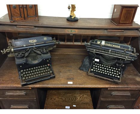 Underwood standard typewriter, height 26cm and a Royal typewriter, (2).