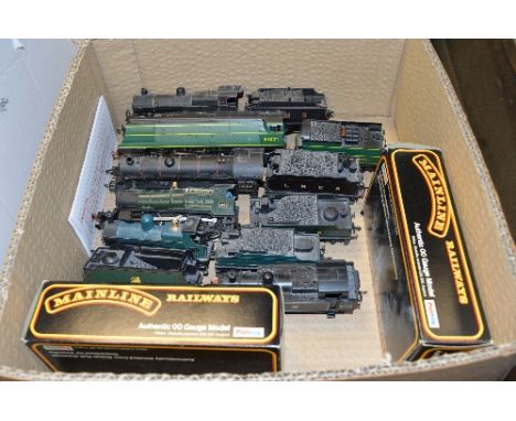 A QUANTITY OF UNBOXED OO GAUGE LOCOMOTIVES, Hornby Battle Class '46 Squadron' No.34074, B.R. green livery (R2369), missing bo