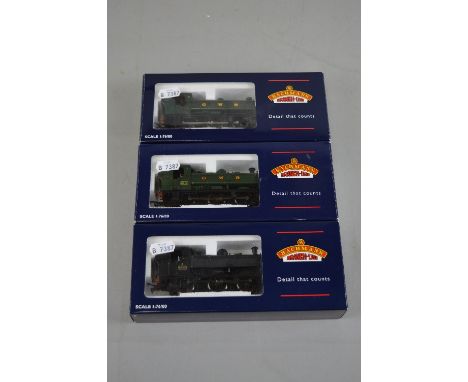 THREE BOXED BACHMANN OO GAUGE G.W.R. CLASS 8750 PANNIER TANK LOCOMOTIVES, No.3715 (32-200B), G.W.R. green livery, No.7755, G.