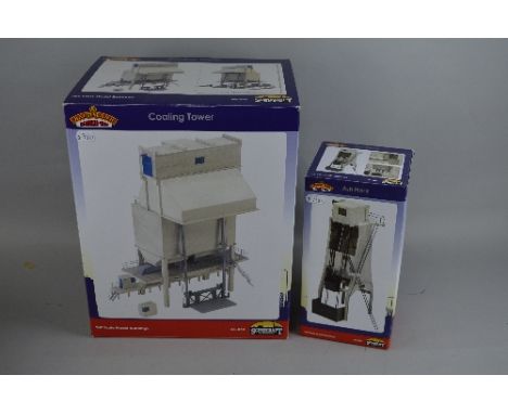 A BOXED BACHMANN OO GAUGE COALING TOWER, No.44-070, with a boxed Bachmann Ash Plant, No.44-086, not checked but appears large