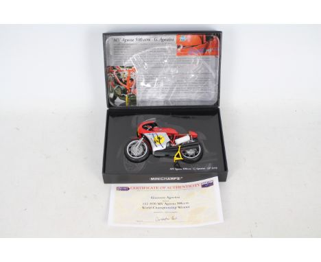 Minichamps - A signed limited edition 1:12 scale 1970 MV Augusta 500 ccm # 700001. This is one of only 250 signed by Giacomo 