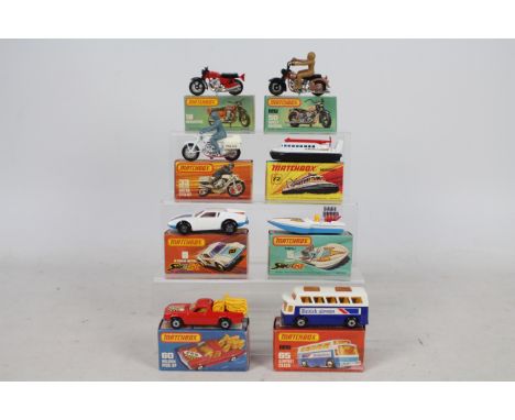 Dinky Toys Wheel barrow #105 b (DR) Dinky Toys Wheel barrow #105 b (DR)