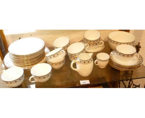 Shelley china, ten setting tea set