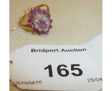 9ct Gold dress ring approx UK size J and weight 2g