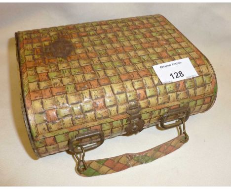 Old Huntley &amp; Palmers biscuit tin in the form of a picnic hamper