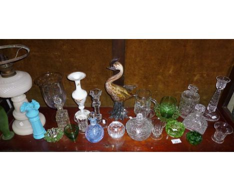 Large quantity of glassware including Vintage Murano Fratelli Toso bird figure with aventurine inclusions, pressed glass, etc