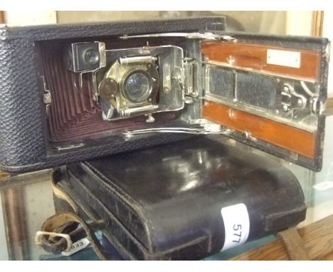 VINTAGE 'EASTMAN KODAK' CAMERA FROM NEW YORK USA. 
