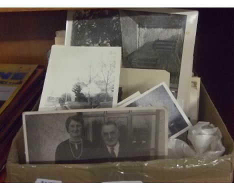 BOX OF 150 + VINTAGE PHOTOS, POSTCARDS ETC..MOSTLY FAMILY ORIENTATED. INCLUDES A FEW CIGARETTE CARDS    