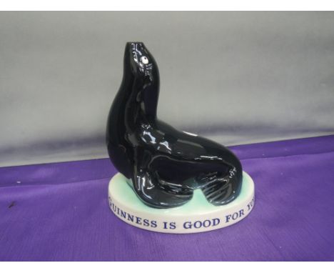 A Carltonware advertising, Guinness Is Good For You, Seal lamp base
