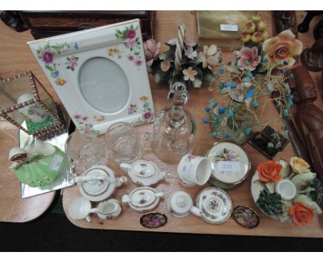 A selection of various ceramic and glass trinkets, including Coalport