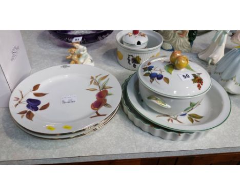 Assorted Royal Worcester Evesham
