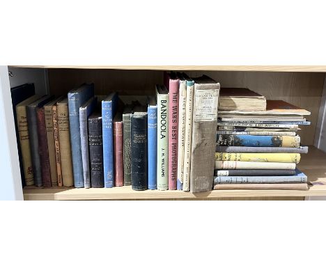 A collection of various vintage books on the subject of military history, The Grand Fleet etc.