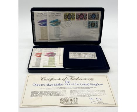 A Danbury Mint cased sterling silver ingot to commemorate the Queen's Silver Jubilee Tour of the United Kingdom, design of a 