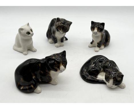 A collection of ceramic cats including a number by Mike Hinton