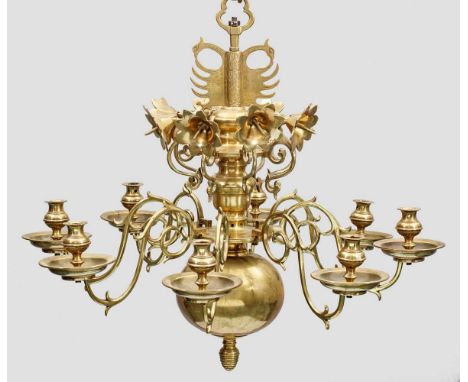   Barock-Deckenkrone  Barock-Deckenkrone    Barock-Deckenkrone    8-flg.; Messing. Mehrfach gegliederter Balusterschaft mit g