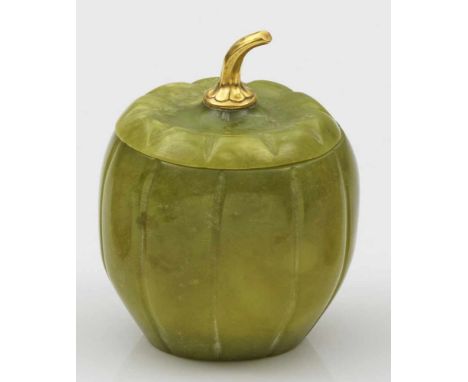   Zierdose  Zierdose    Zierdose    im Stil von Karl Fabergé. Mit vergoldeter Silbermontierung. Onyx. Dekorativ geschnitten u