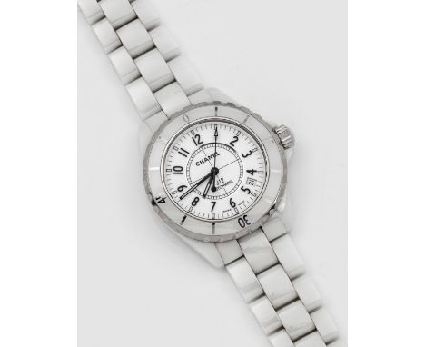  Damenarmbanduhr von Chanel  Damenarmbanduhr von Chanel    Damenarmbanduhr von Chanel    aus der Kollektion "Chanel J12 Mari