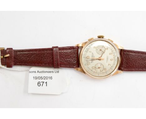 A Baume and Mercier gentleman's vintage Baume and Mercier chronograph antimagnetic 17 jewel wristwatch, 3.5cm champagne dial 