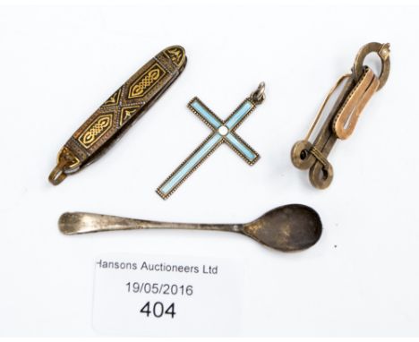 A white metal and yellow metal decorated Maltese pen knife (11.9 grms gross) a rose metal and seed pearl brooch with a reviva