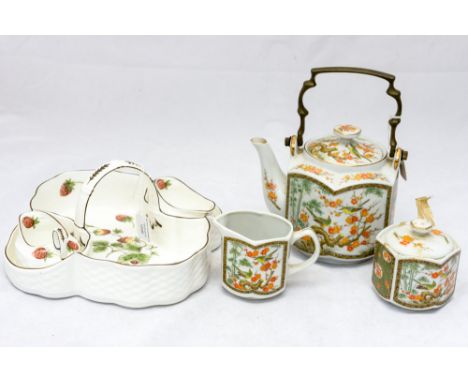 A Coalport strawberry set with an oriental part tea service (4)