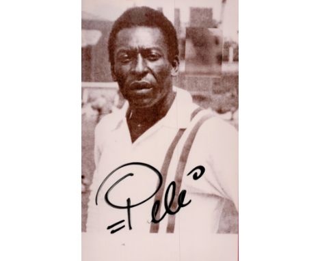 Pele signed 6x4 colour photograph. Edson Arantes do Nascimento (born 23 October 1940), known as Pele, is a Brazilian former p