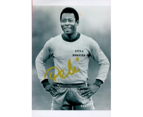 Pele signed 6x4 colour photograph. Edson Arantes do Nascimento (born 23 October 1940), known as Pele, is a Brazilian former p