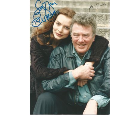 Actor Albert Finney and Actress Saffron Burrows signed 10x8 colour photo from the launch of television drama Cold Lazarus. Sa