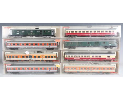 A collection of Fleischmann gauge HO railway items, including nine electric locomotives, comprising Nos. 4345, 4341, 4349, 43