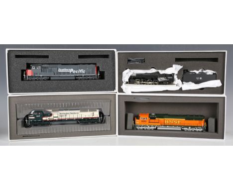 Three Athearn Genesis gauge HO diesel locomotives, comprising G6431 9647 Burlington Northern Santa Fe, G6174 8213 BNSF and G6