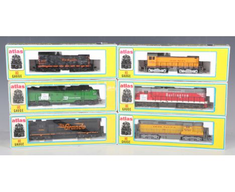 Fifteen Atlas gauge HO American diesel locomotives, including No. 8333 Union Pacific 1499, four other Union Pacific locomotiv