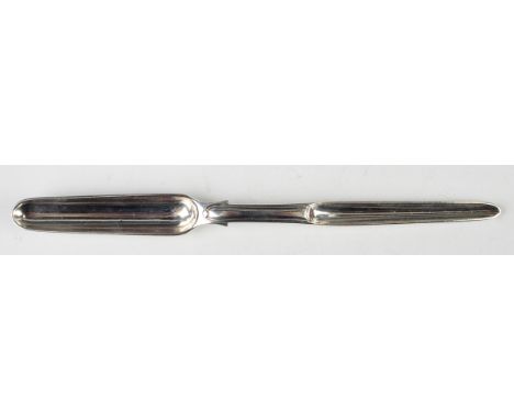 A William IV silver marrow scoop, London 1834 by Joseph &amp; Albert Savory, weight 58.8g, length 20cm.Buyer’s Premium 29.4% 