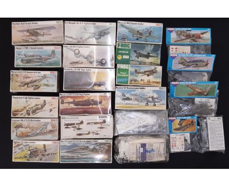 23 model aircraft kits by Novo and Frog 1:72 scale including original 1950's Frog kits of Bristol Beaufort and Gloster Javeli