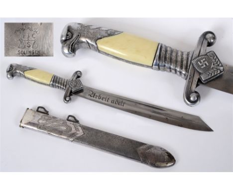 REICHSARBEITDIENST (RAD) - MODEL 1937 HEWER FOR RAD LEADERS BY ALCOSO, SOLINGEN  the blade bearing etched motto and maker's m