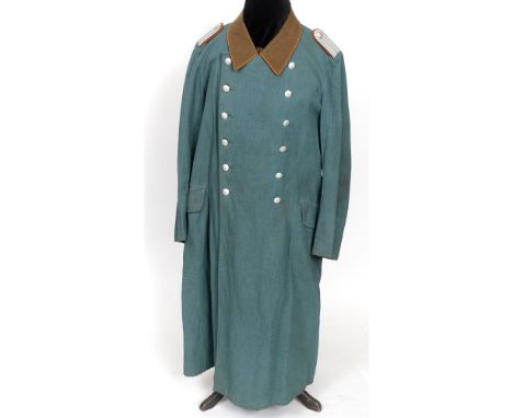POLIZEI - GENDARMERIE OFFICER'S SERVICE GREATCOAT (REVIER - OBERMEISTER)  Police green cloth construction, double-breasted st