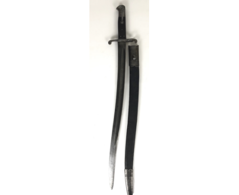 Victorian 1856 Pattern Enfield Bayonet good example of the regulation pattern, housed in leather and steel mounted scabbard. 