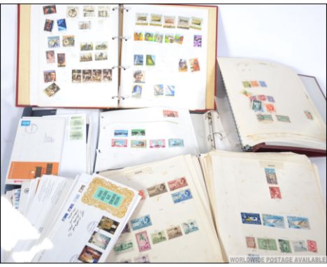 A collection of stamps from around the world o include Africa, New Zealand, Australia etc along with a small collection of Fi