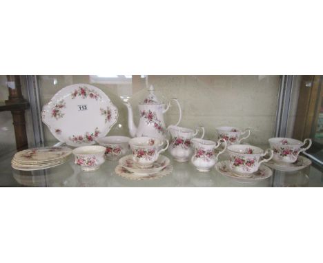 Royal Albert tea service - Lavender Rose
