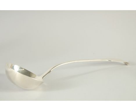 A VICTORIAN FIDDLE PATTERN SOUP LADLE. London 1854. Maker, George ANGELL.
